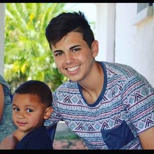 Meet your Posher, Corey